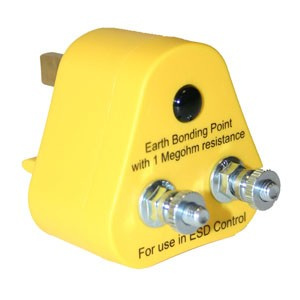 Yellow Earth Bonding Plug 3
